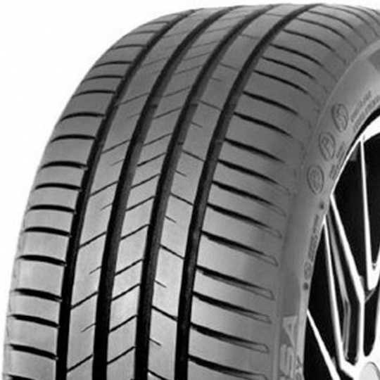 Lassa Revola 215/55 R 17 94W