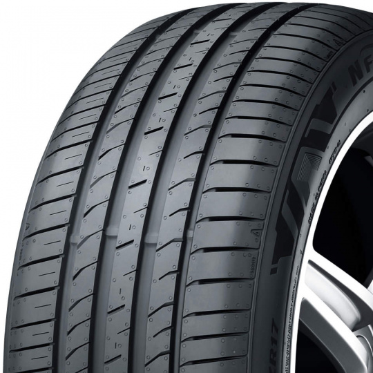 Nexen N'fera Primus 215/40 ZR 17 87W